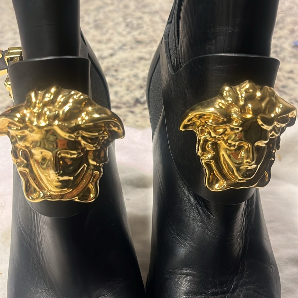 Versace leather heel boots size 37 1/2 USA size 7 - Picture 7 of 12
